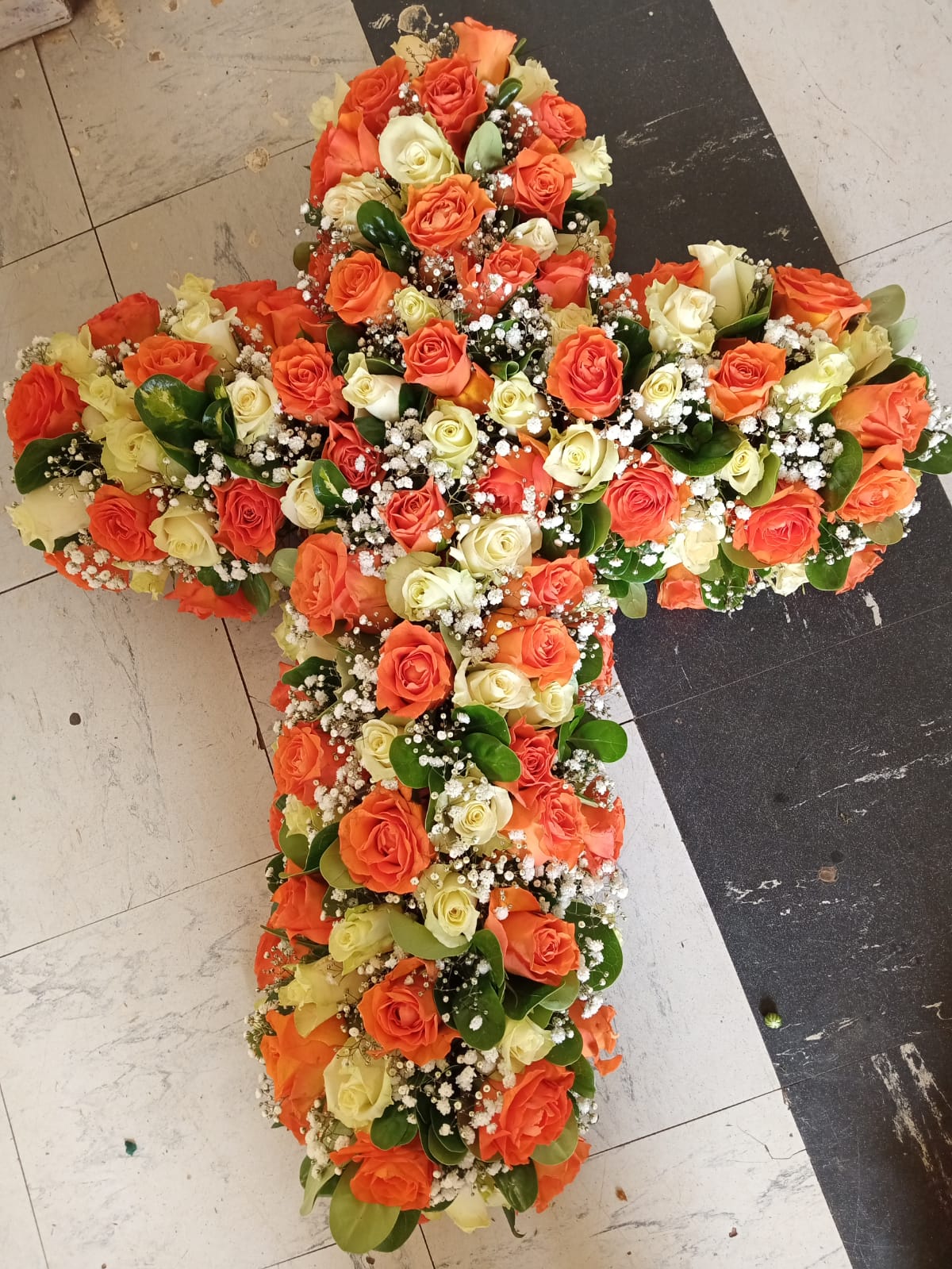 CROSS WREATH