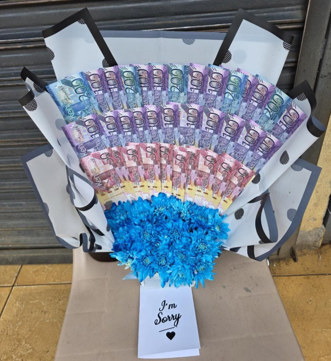 APOLOGY MONEY BOUQUET
