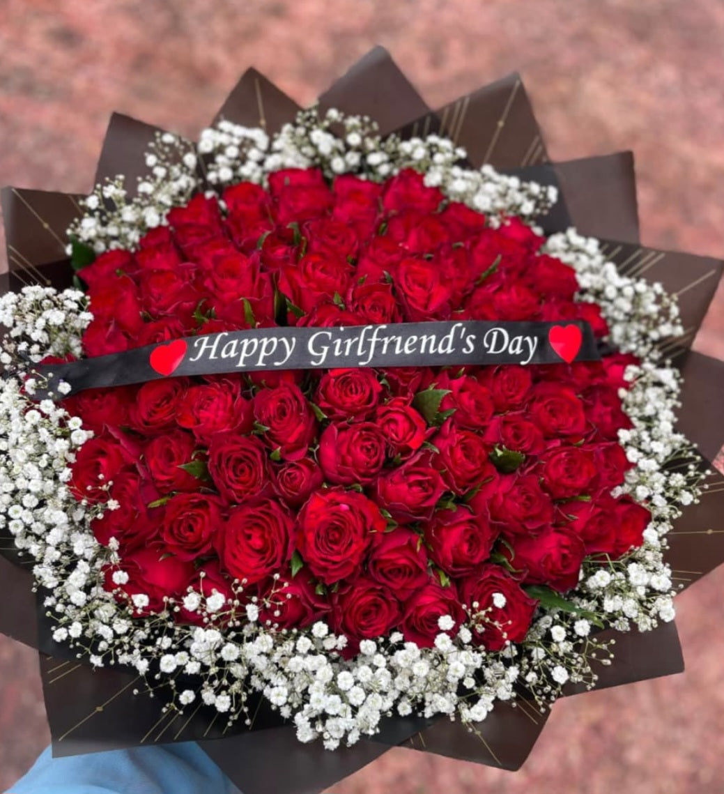 80 GIRLFRIEND'S DAY PETALS