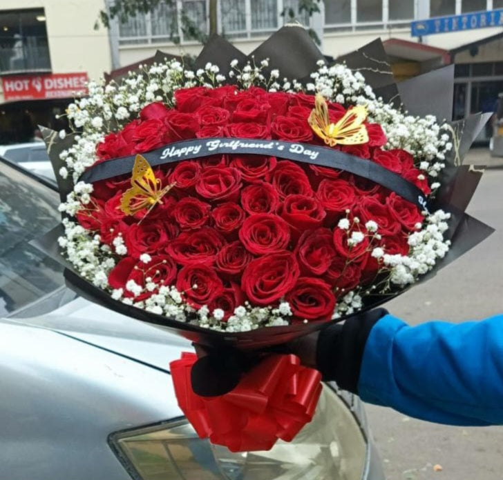GIRLFRIEND'S DAY BUTTERFLY BOUQUET
