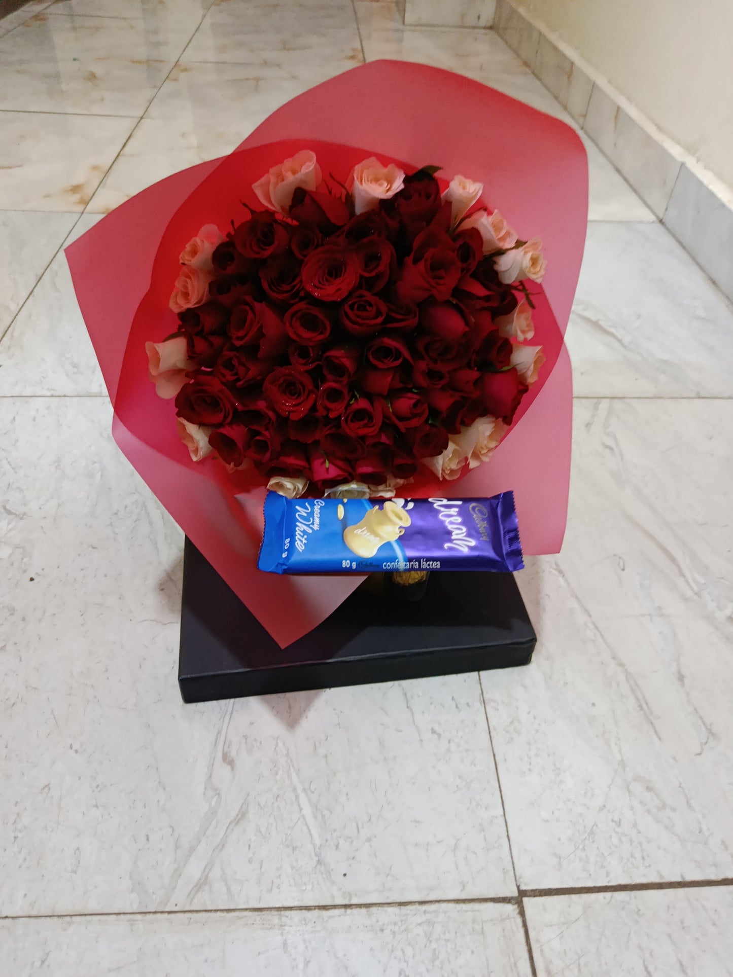 50 RED ROSES WITH CHOCOLATE BAR
