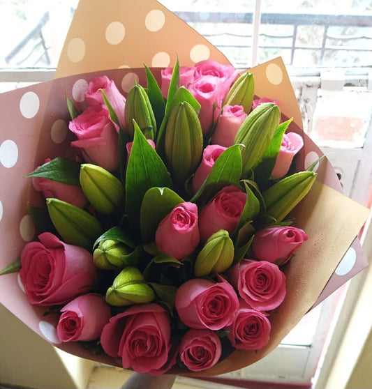 LILIES & ROSES
