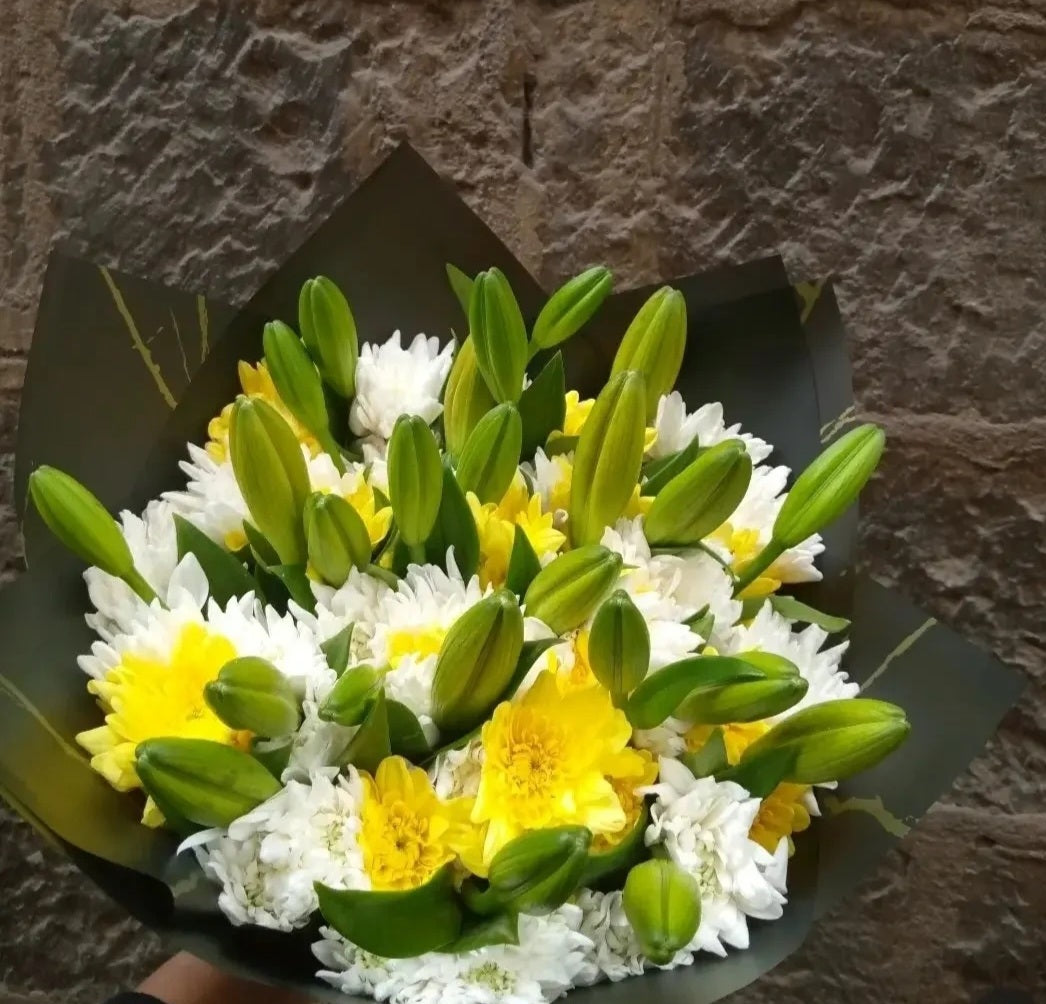 LILIES & MUMS