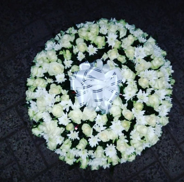 ROUND WREATH
