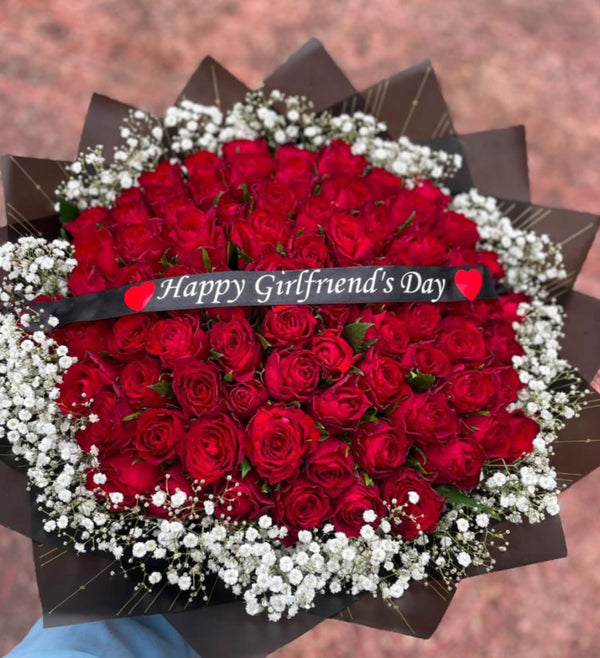 80 GIRLFRIEND'S DAY PETALS