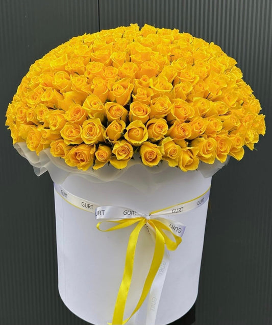 YELLOW ROSES HATBOX