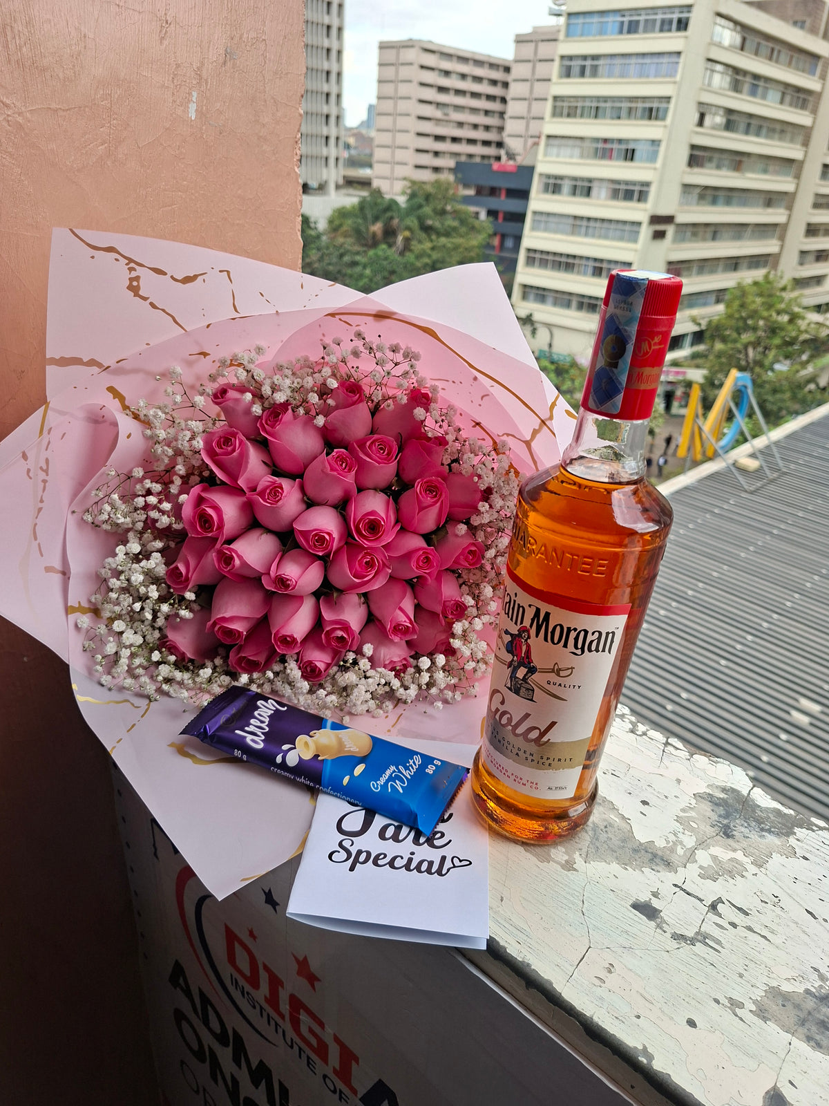 CAPTAIN'S LOVE