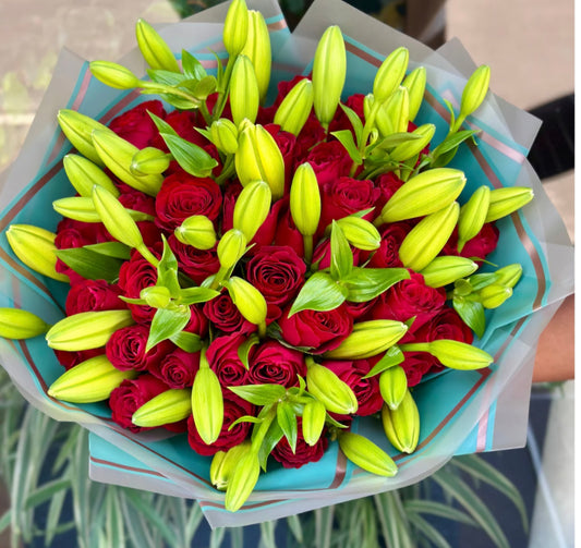 LILIES & ROSES